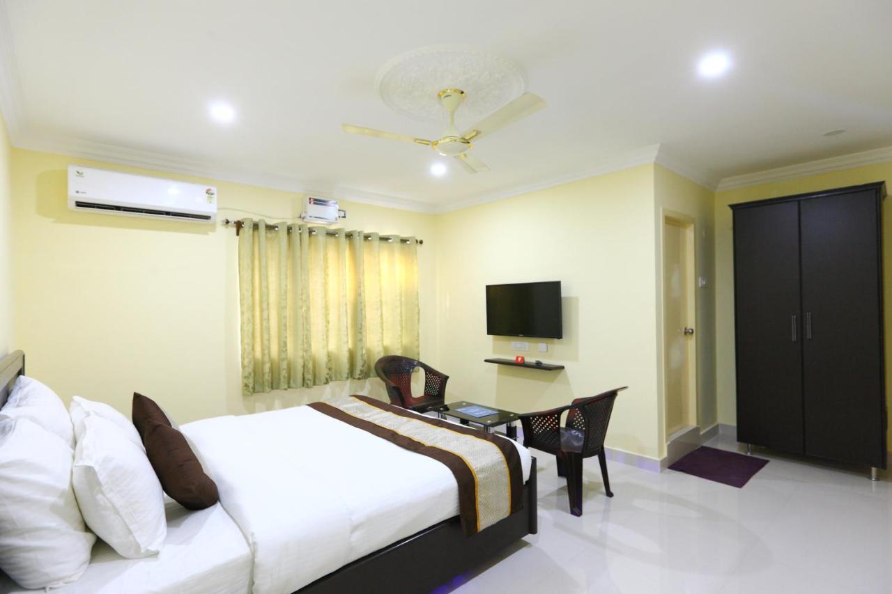 Saibala Lnn Hotel Chennai Exterior photo