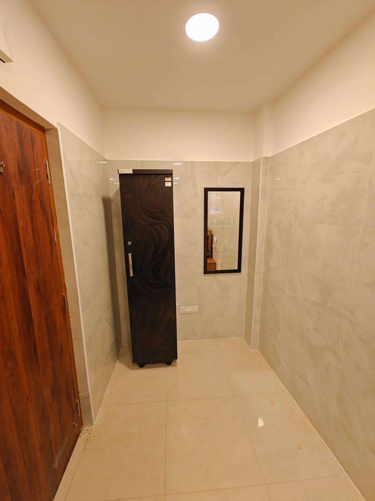 Saibala Lnn Hotel Chennai Exterior photo
