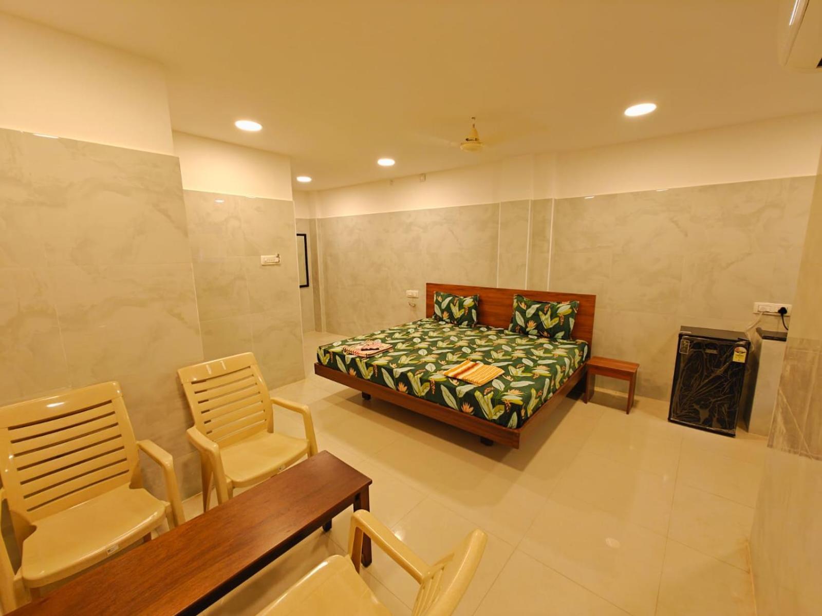 Saibala Lnn Hotel Chennai Exterior photo
