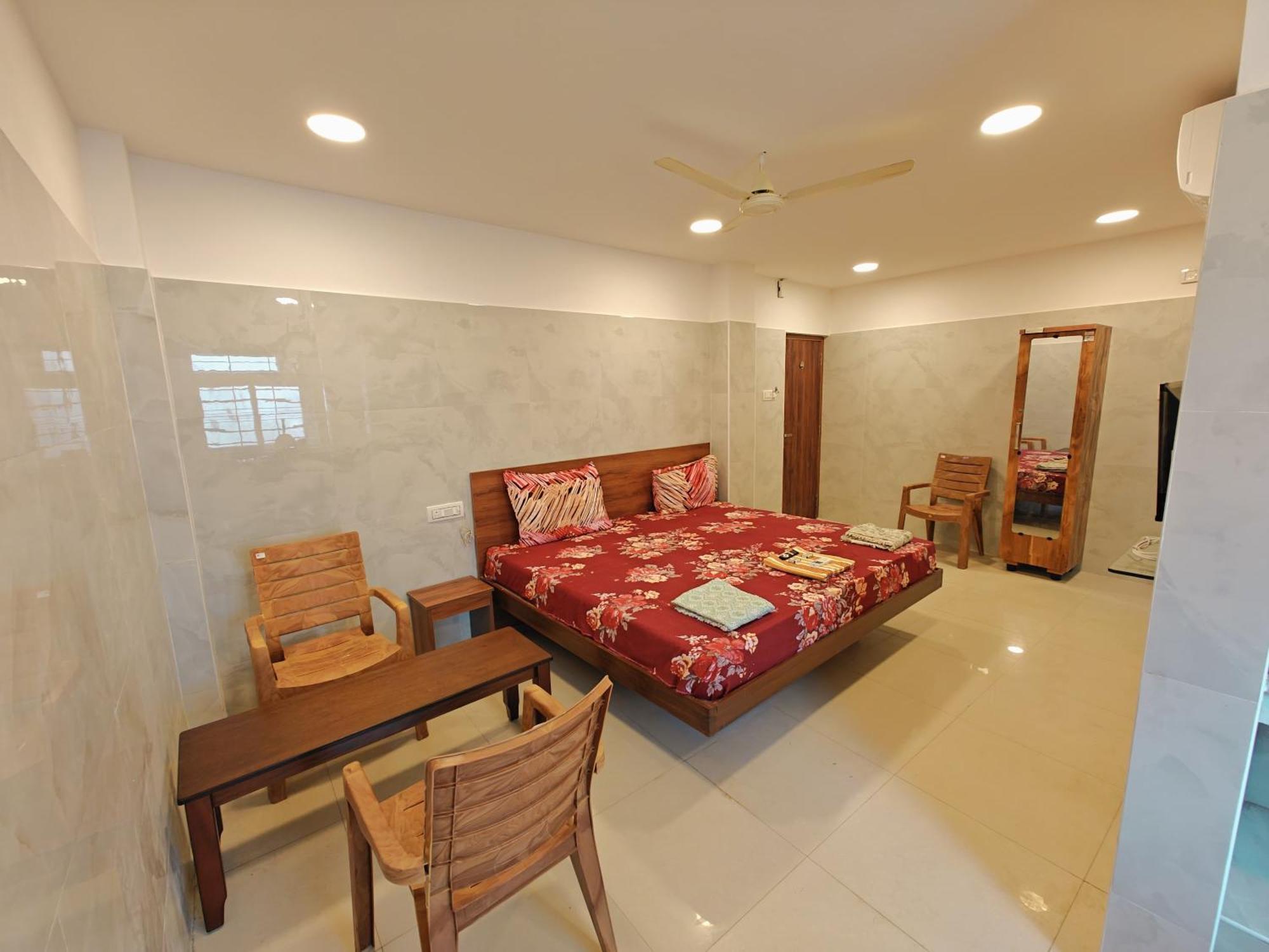 Saibala Lnn Hotel Chennai Exterior photo